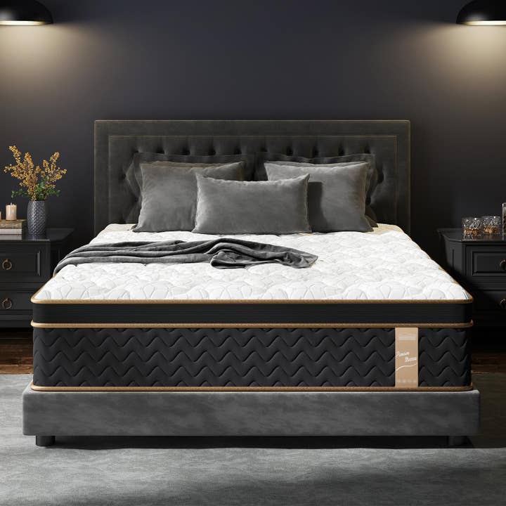 10" Queen Plush Hybrid Mattress